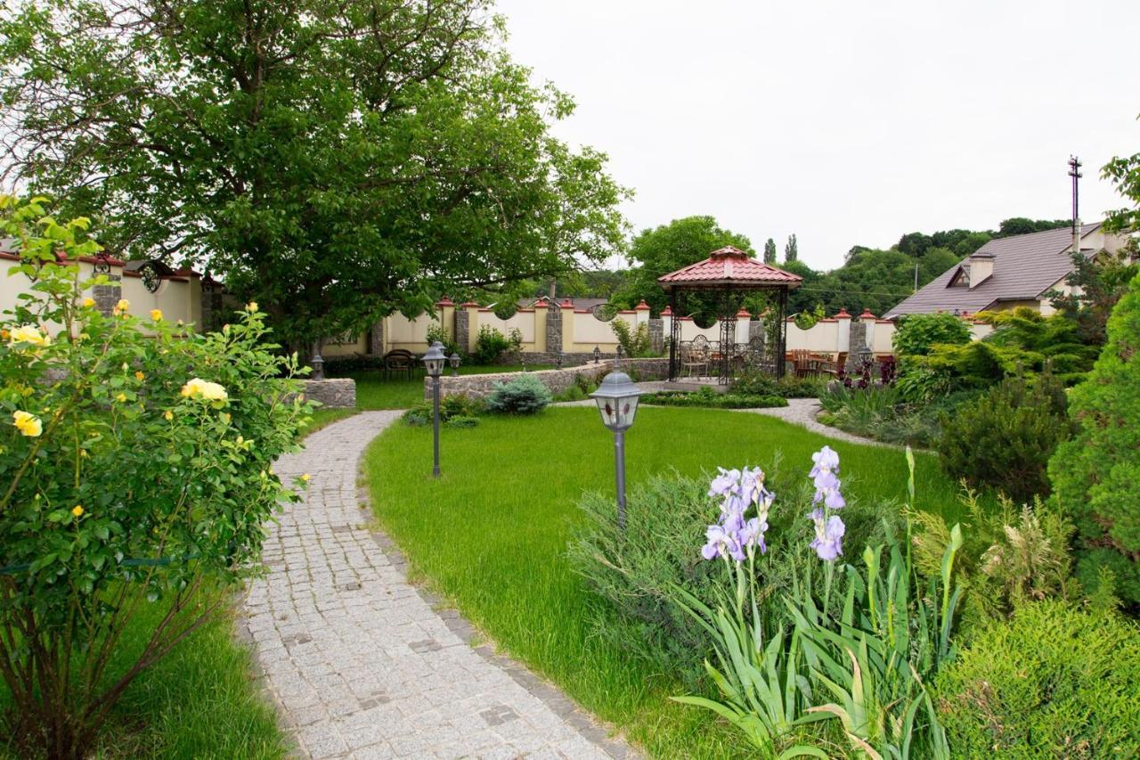 Villa Oselya Киев Экстерьер фото