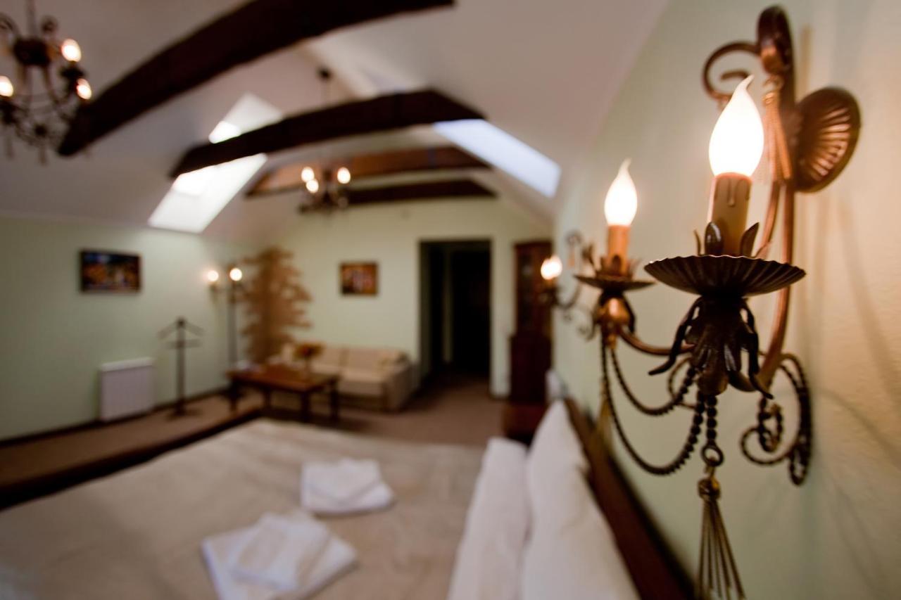 Villa Oselya Киев Экстерьер фото